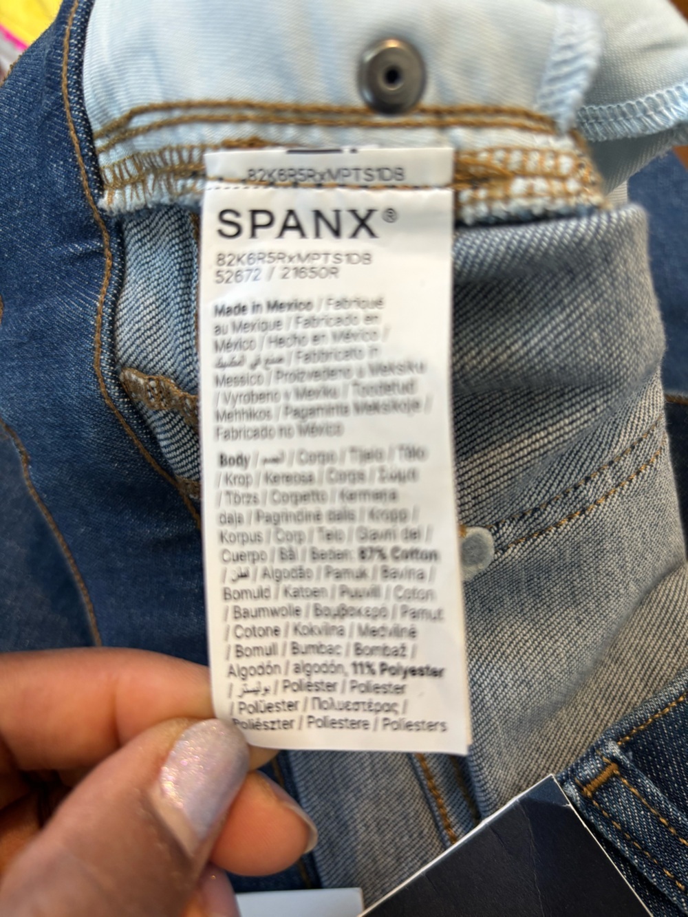 Spanx 2.0 SPANXshape Stretch
Pull On Wide Leg Jeans Size Large NWT - Picture 5 of 7